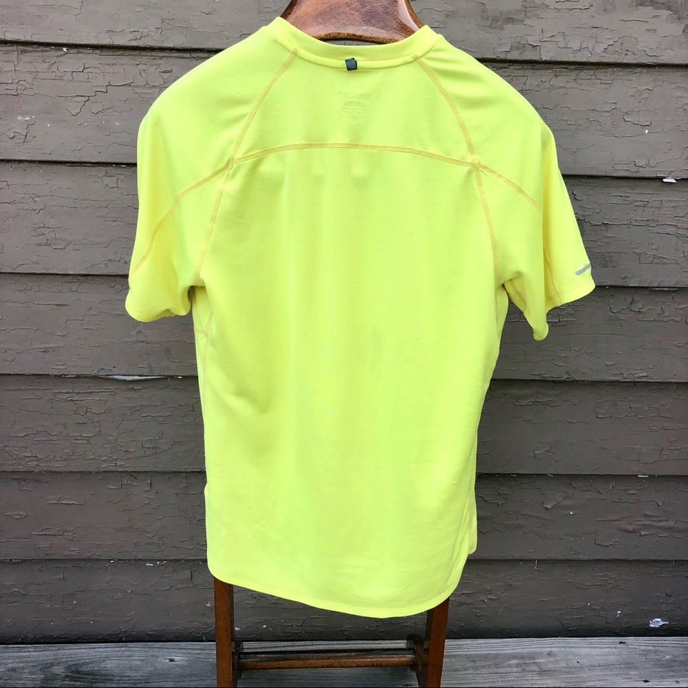 Nike Running Dri-Fit shirt! - Picture 3 of 7